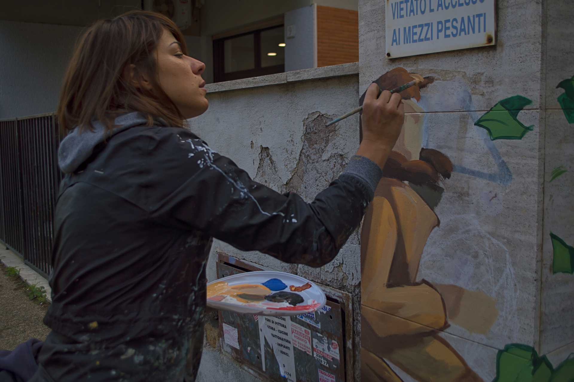 Lo splendido murales di Alessandra Carloni in via Capo Spartivento